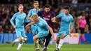 Lionel Messi. Duel Ondrej Kudela (kanan) dan Lionel Messi ini terjadi di matchday keempat Grup F Liga Champions 2019/2020, 5 November 2019 di Camp Nou Stadium, Barcelona. Slavia Praha berhasil menahan imbang tuan rumah Barcelona 0-0. (AFP/Josep Lago)