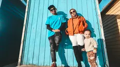 Setiap busana yang dipakai oleh pemilik nama lengkap Rachel Vennya Roland ini tentu menyesuaikan dengan tempat atau lokasi liburan yang dikunjungi. Maka tak heran, jika ia selalu terlihat memesona dan stylish di berbagai kesempatan. (Liputan6.com/IG/@okintph)