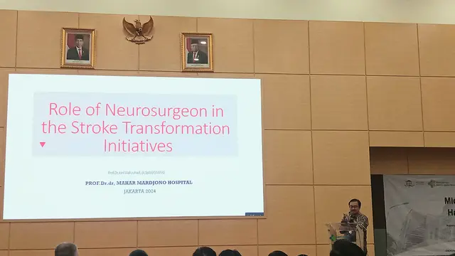 Ketua PERSPEBSI, Prof. dr. Joni Wahyuhadi SpBS