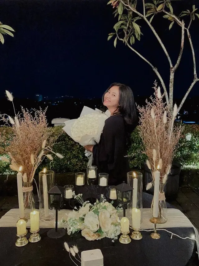 6 Momen Adinda Azani Dilamar Kekasih, Bersahabat Selama 14 Tahun
