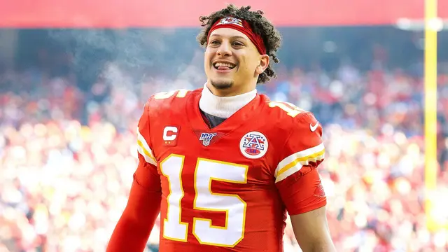 Dikontrak Rp 7 Triliun, Patrick Mahomes Kalahkan Pendapatan Messi dan Ronaldo
