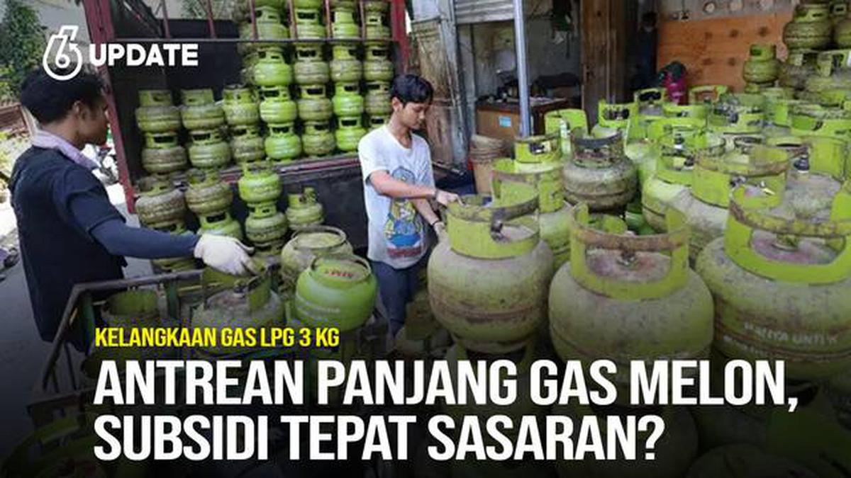 Antrean Masyarakat Pengguna LPG 3 KG Mengular