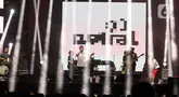 Grup musik Netral 92 ft Gugun Blues Shelter saat tampil pada acara The 90's Festival di Gambir Expo Kemayoran, Jakarta, Sabtu (10/8/2024). (Liputan6.com/Herman Zakharia)
