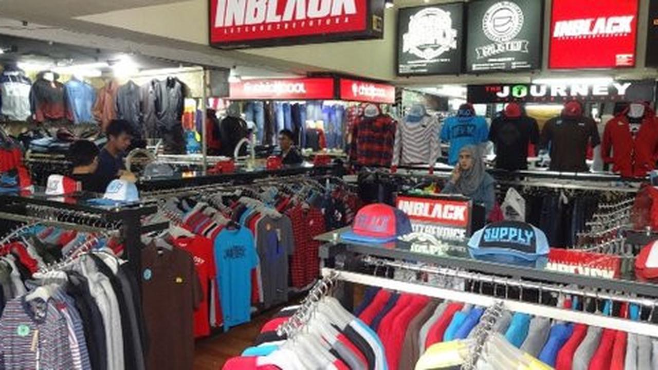 Pusat fesyen Bandung mulai nyetok barang untuk Tahun Baru