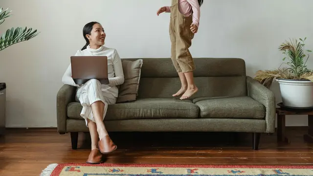 Tips Membangun Kedekatan dengan Anak Lewat Metode Parenting Pause Button