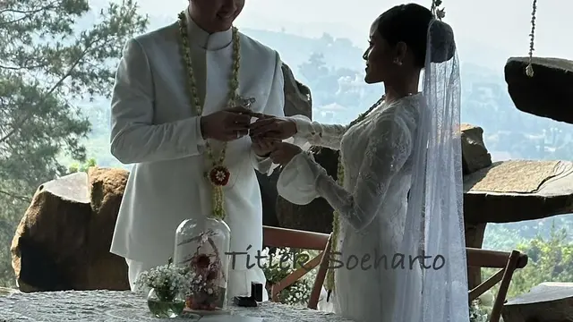 Pernikahan Putri Onky Alexander