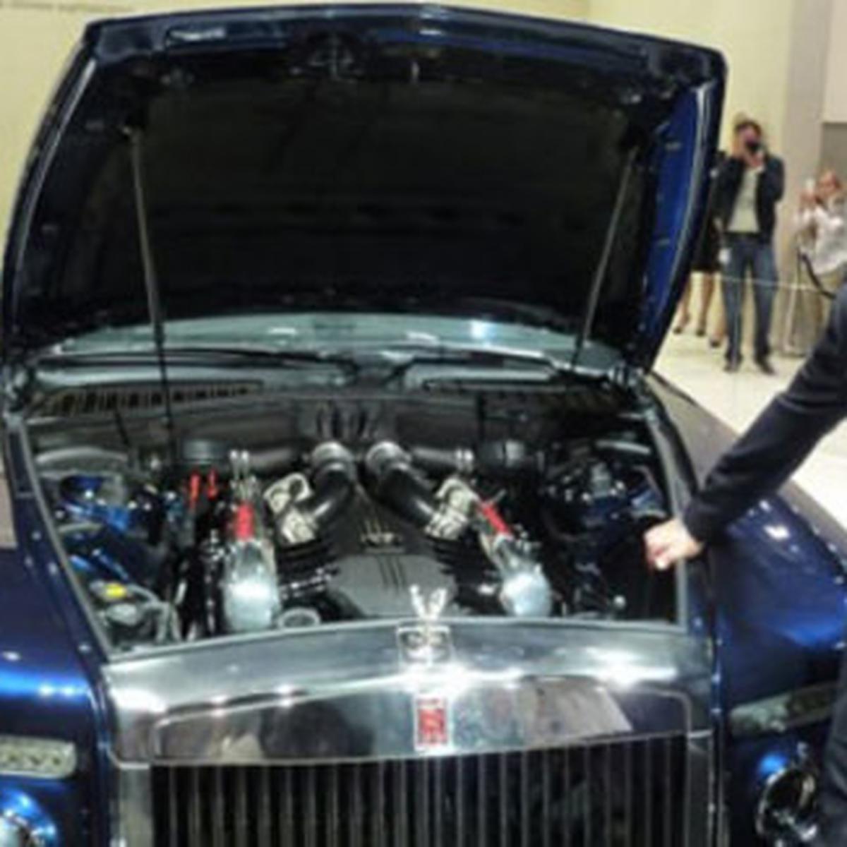 motor v16 roll royce