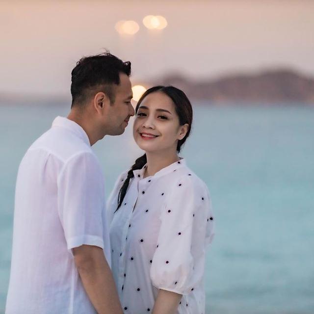Rayakan Ultah Pernikahan Ke 6 Raffi Ahmad Bikin Nagita Slavina Sewot Showbiz Liputan6 Com