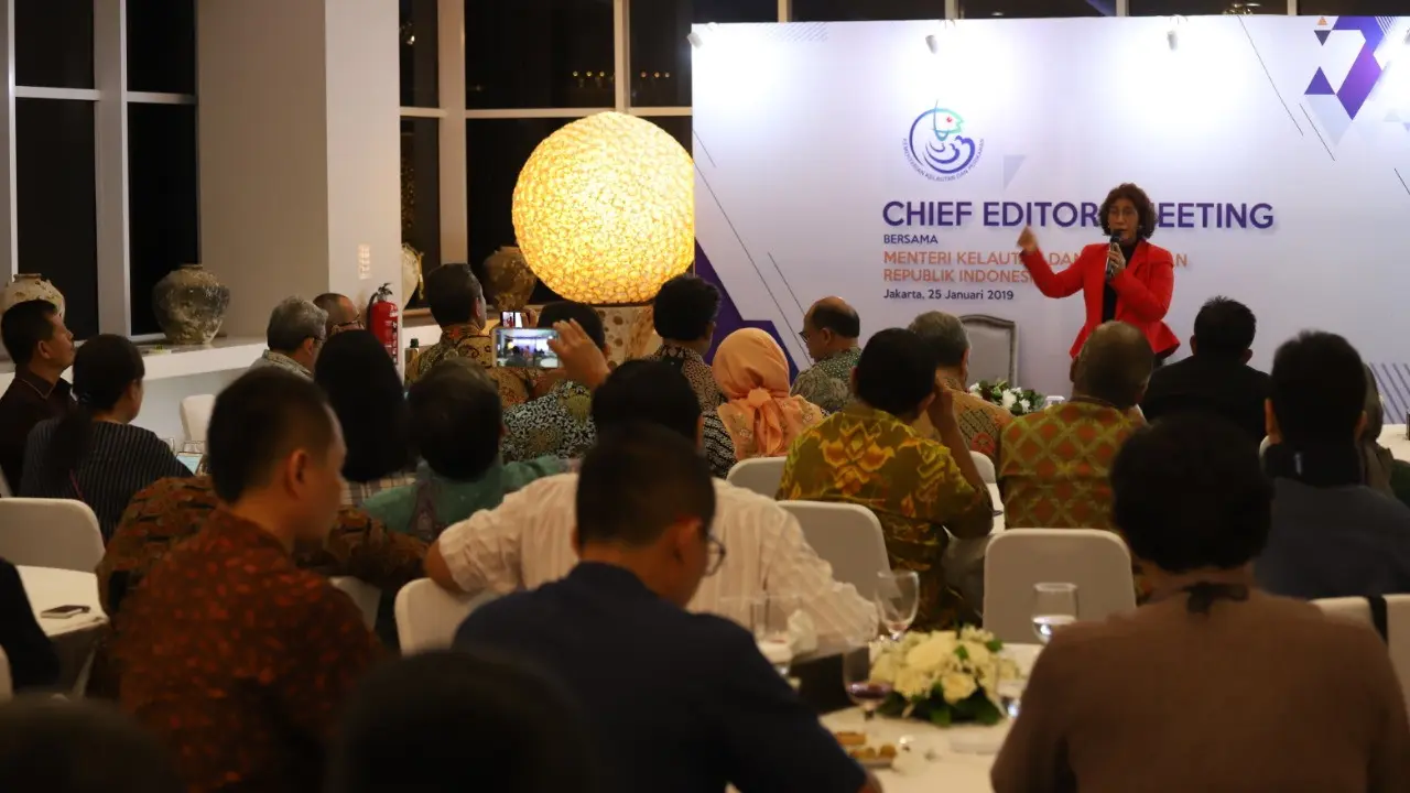 Menteri Kelautan dan Perikanan Susi Pudjiastuti dalam kegiatan Chief Editors Meeting di Kantor Kementerian Kelautan dan Perikanan (KKP)