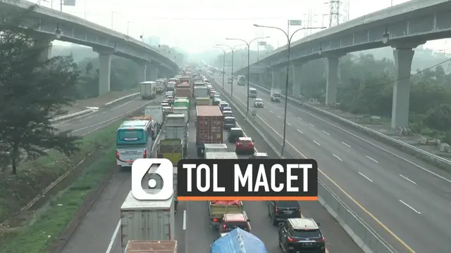 VIDEO: Jelang Tahun Baru, Tol Cikampek Macet