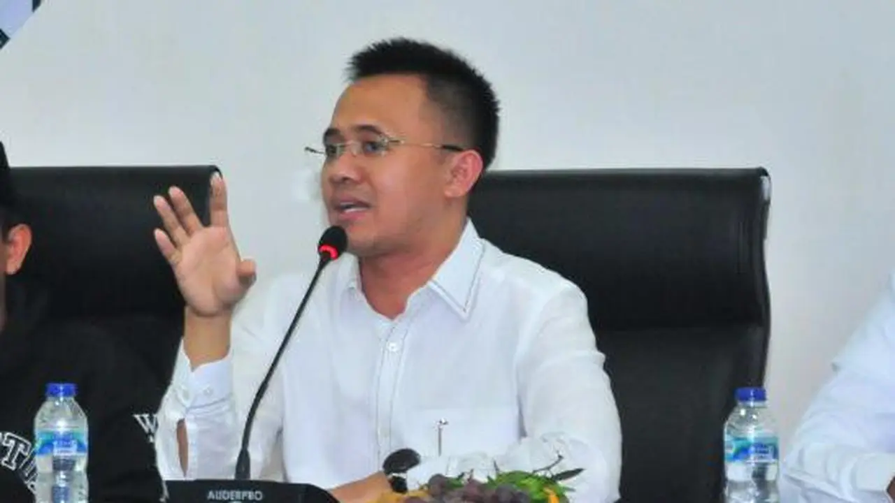 Anggota Komisi VI DPR Mufti Anam