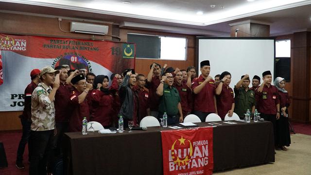 Pemuda Bulan Bintang Jabar Dorong Yusril Dukung Jokowi Ma Ruf Regional Liputan6 Com