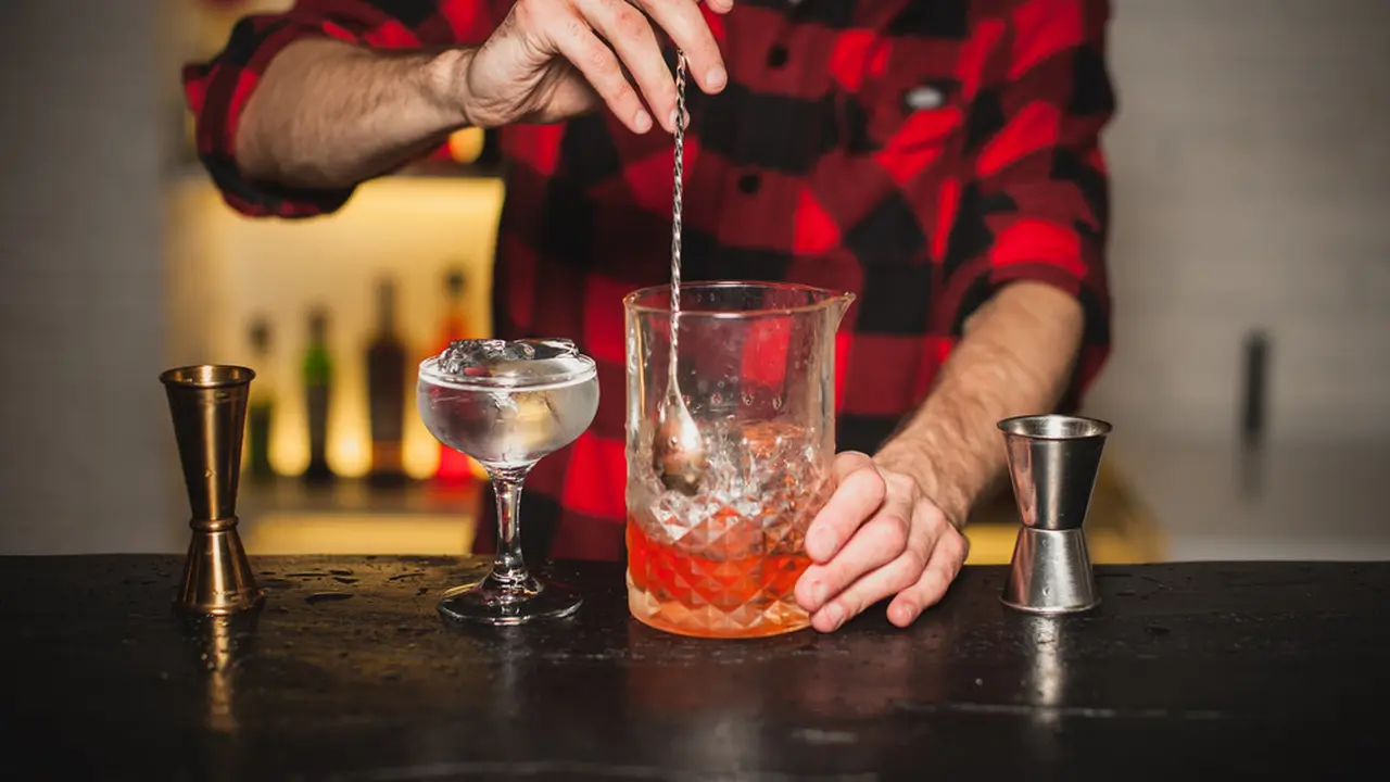 Ilustrasi bartender