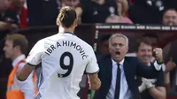 Ibrahimovic Cetak Gol, Mourinho Raih Kemenangan Perdana di MU