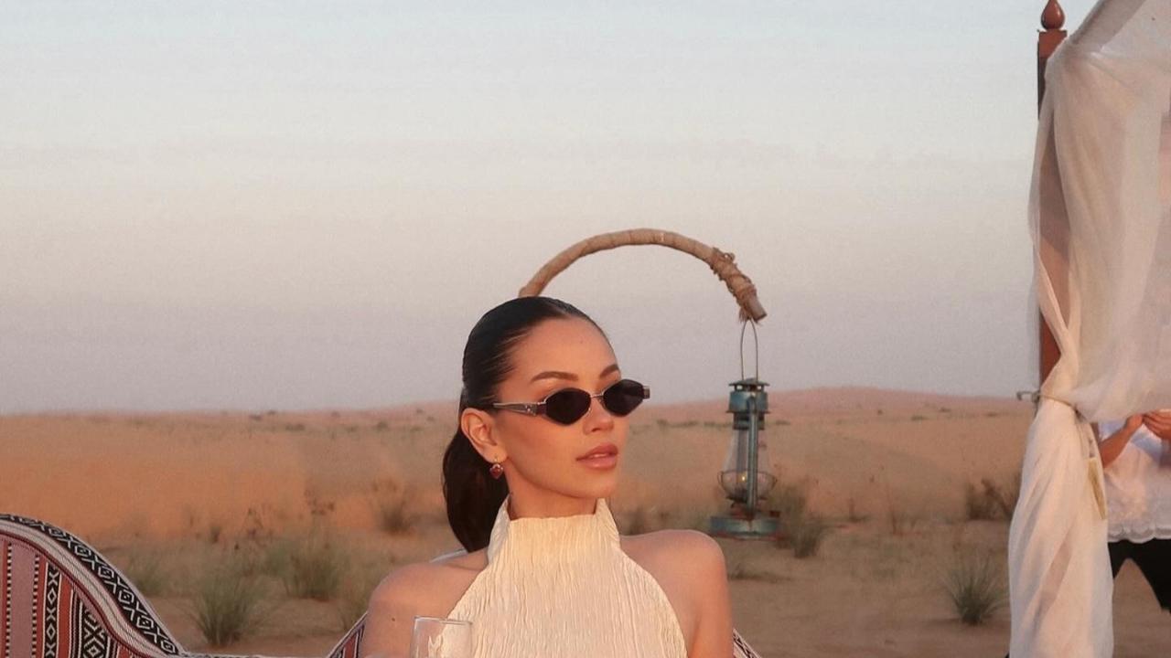 Gaya Alyssa Daguise saat liburan di Dubai langsung banjir komentar netizen. Mereka menuliskan berbagai komentar.<br>