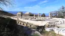 Istana Aigai dan makam-makam Raja Makedonia yang berada di dekatnya merupakan Situs Warisan Dunia Unesco. (AP Photo/Giannis Papanikos)