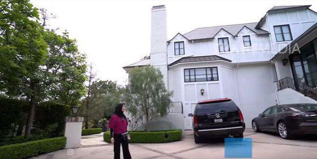 Mengintip Rumah Mewah Nia Ramadhani di Beverly Hills ...