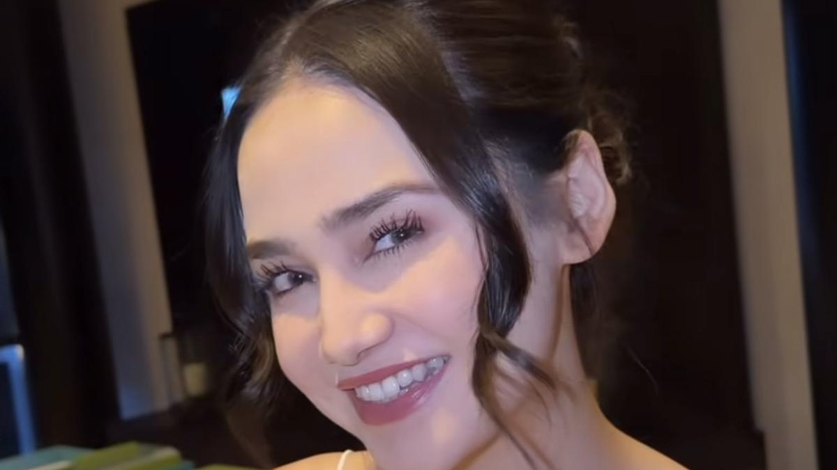 Pesona Pengantin Baru Syifa Hadju Gelar Welcome Dinner di Bali Kenakan Dress Putih Elegan Rp11 Jutaan