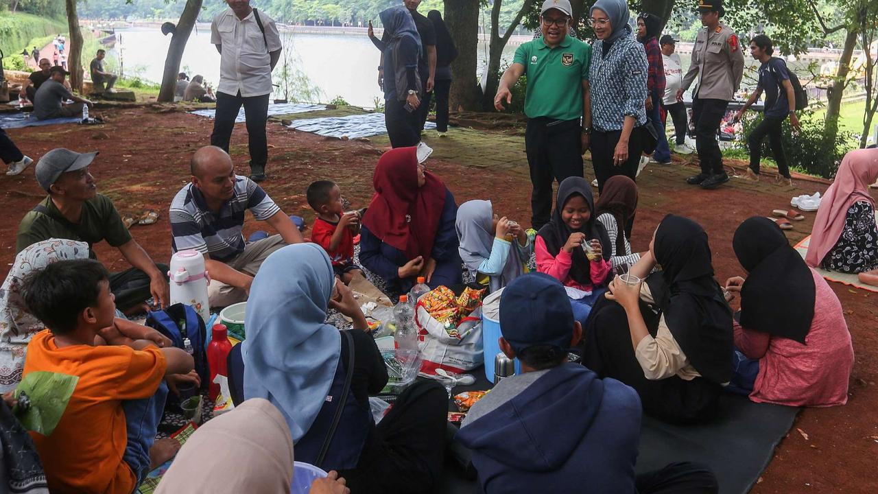 Cak Imin kunjungi Taman Margasatwa Ragunan