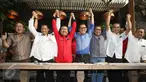 (Ki-ka) Tujuh Ketua DPW DKI Jakarta dari Partai Demokrat, PKS, PDIP, PAN, Partai Gerindra, PPP dan PKB sepakat membentuk Koalisi Kekeluargaan untuk menghadapi Pilgub DKI 2017, dalam pertemuan di Jakarta, , Senin (8/8). (Liputan6.com/Immanuel Antonius)