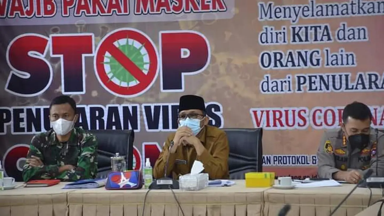 Wali Kota Padang, Hendri Septa mengeluarkan surat edaran menindaklanjuti PPKM darurat. 9Liputan6.com/ Humas Pemko Padang)