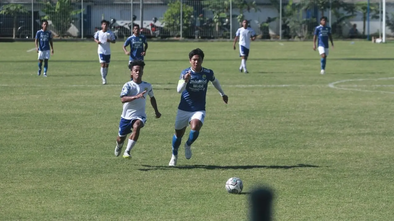 Bek Persib Bandung, Achmad Jufriyanto