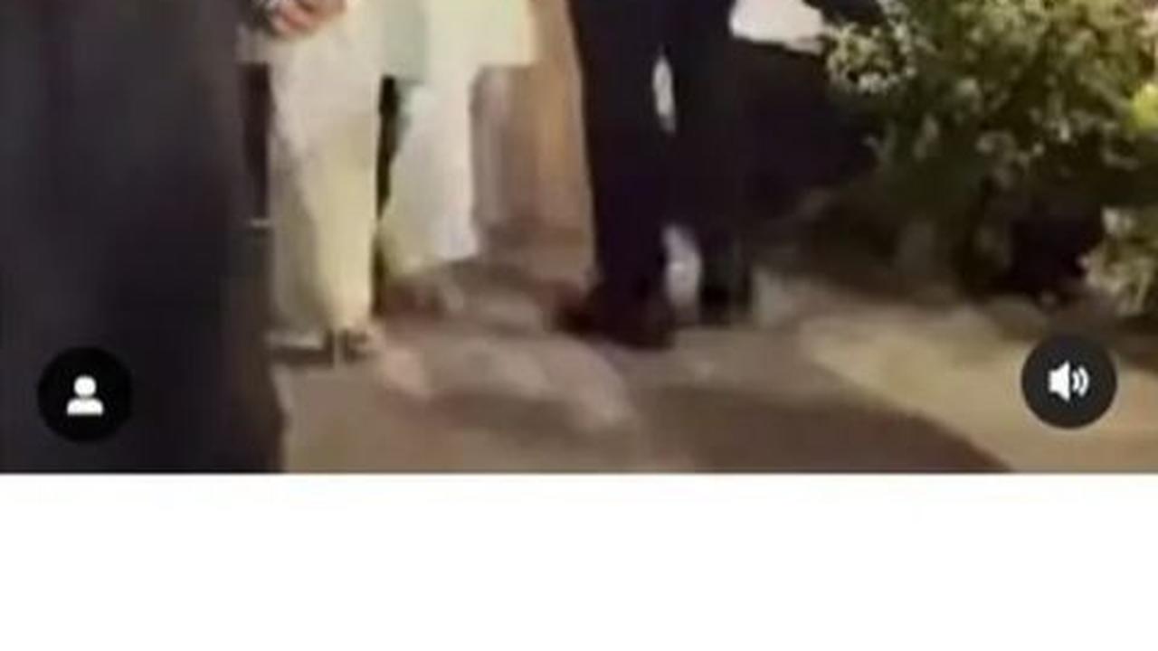 Kehadiran Arhan dan Azizah di acara resepsi pernikahan Egy Maulana dan Adiba tak luput dari perhatian.