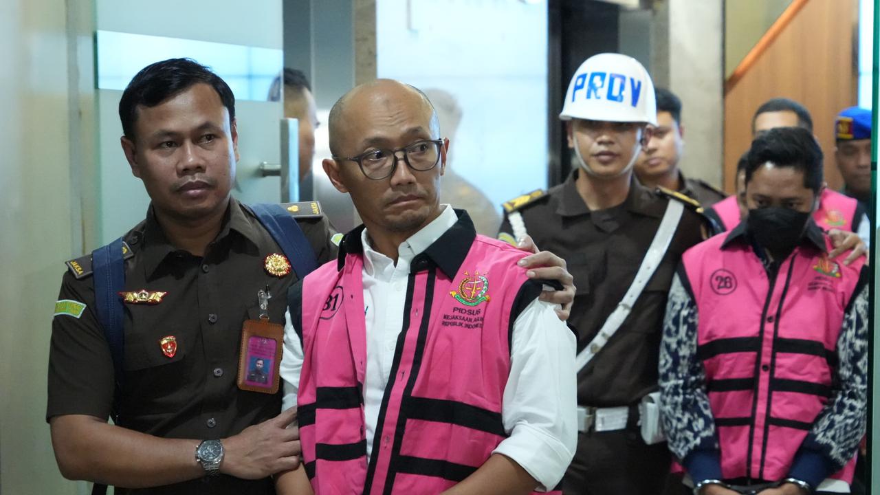 Tersangka kasus korupsi minyak mentah Pertamina