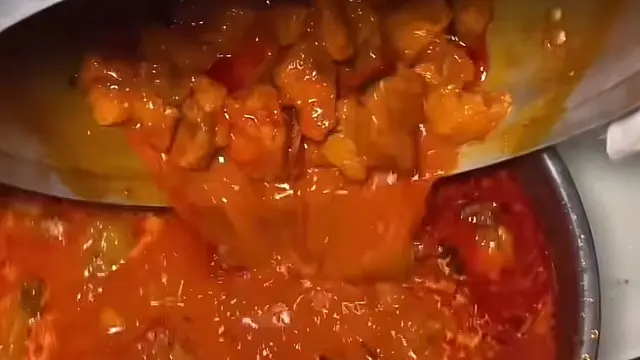 Gulai Gajebo di Rumah Makan Padang Sepakat. (TikTok @sibungbung)