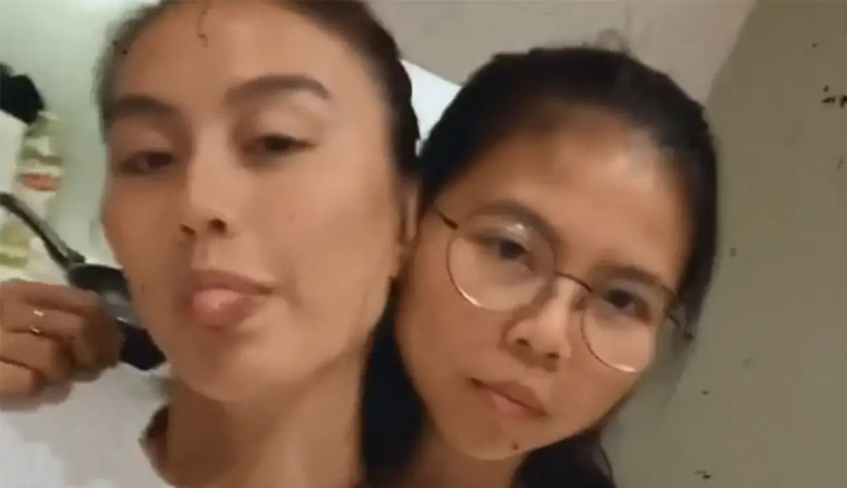 Agnez Mo dan Greysia Polii (Instagram/agnezmo)