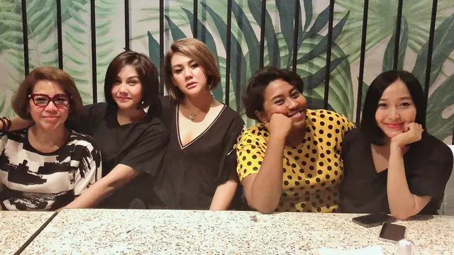 Vanesha Prescilla dan Sissy Priscillia