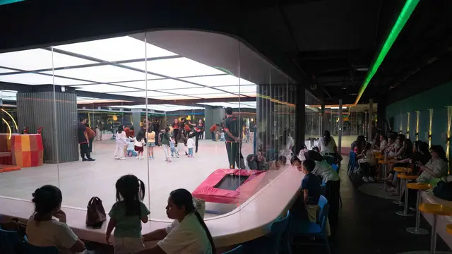 Bersenang-senang di Wonderlab, Uji Adrenalin di Perosotan Mekatronik