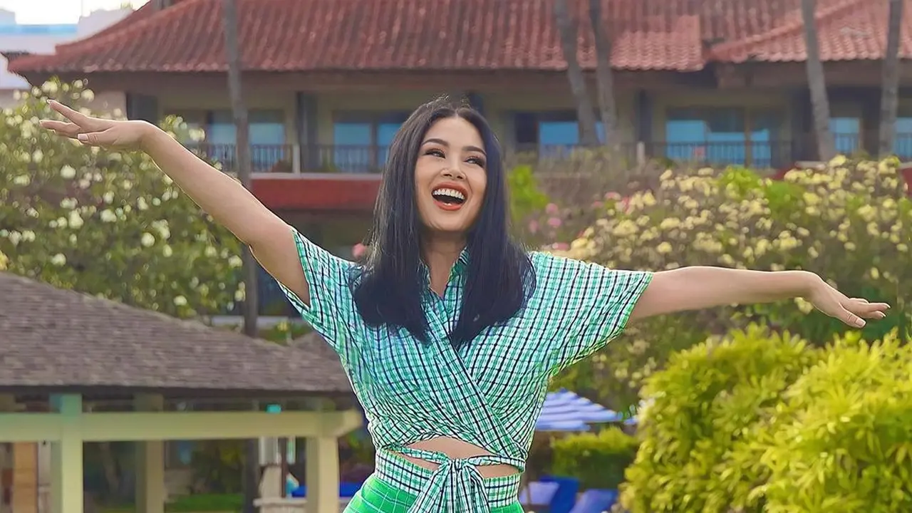 Perubahan Wajah Titi DJ Setelah Operasi Anti Aging di Korea Selatan