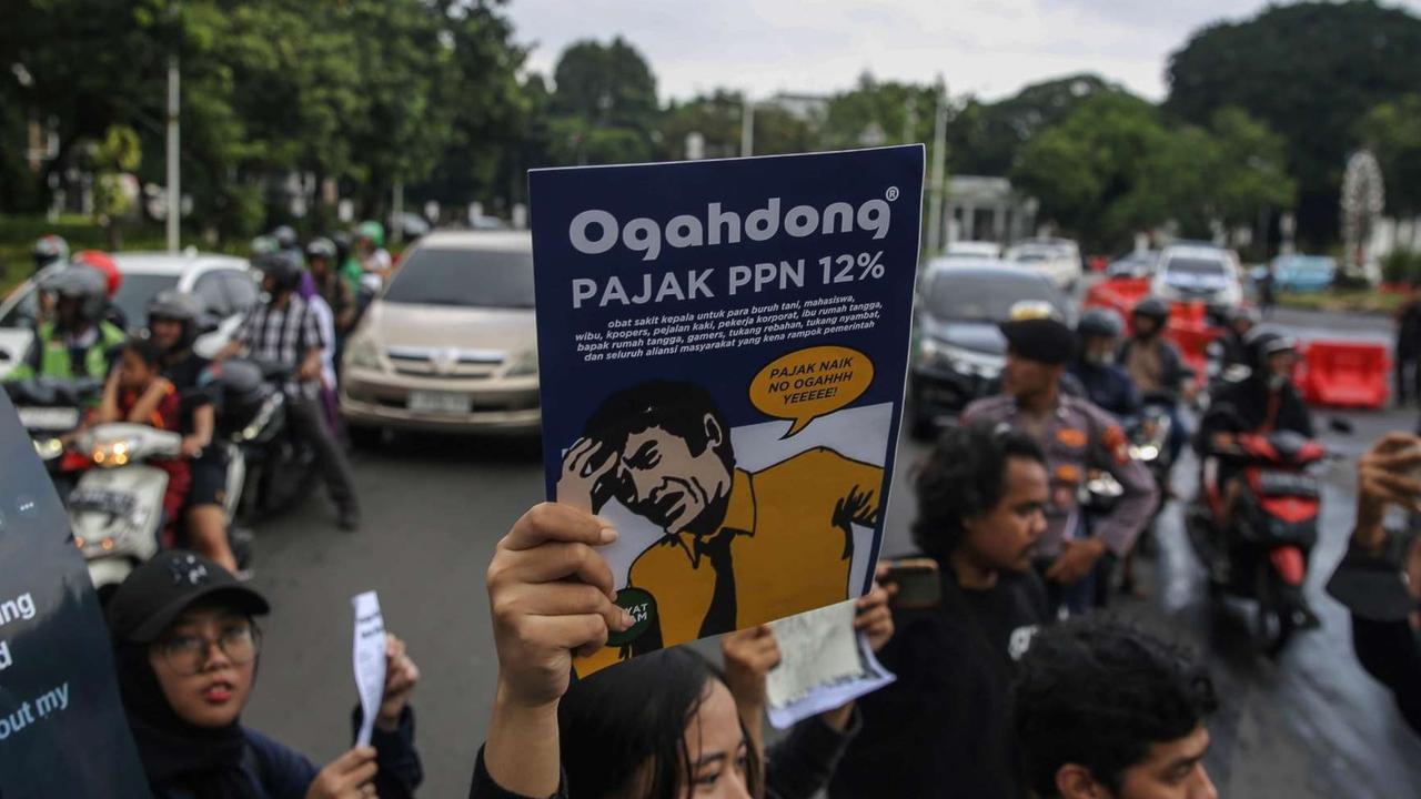 Aksi Fans K-Pop tolak PPN 12 Persen