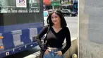 Seru jalan-jalan di Thailand, kota pertama yang ia kunjungi ialah Bangkok. Dalam liburannya ini ia banyak abadikan potretnya saat jalan-jalan dan menikmati kulineran. Tampil dengan gaya simpel nan modis, ia pun banyak dipuji para penggemar. (Liputan6.com/IG/@melati.sesilia)