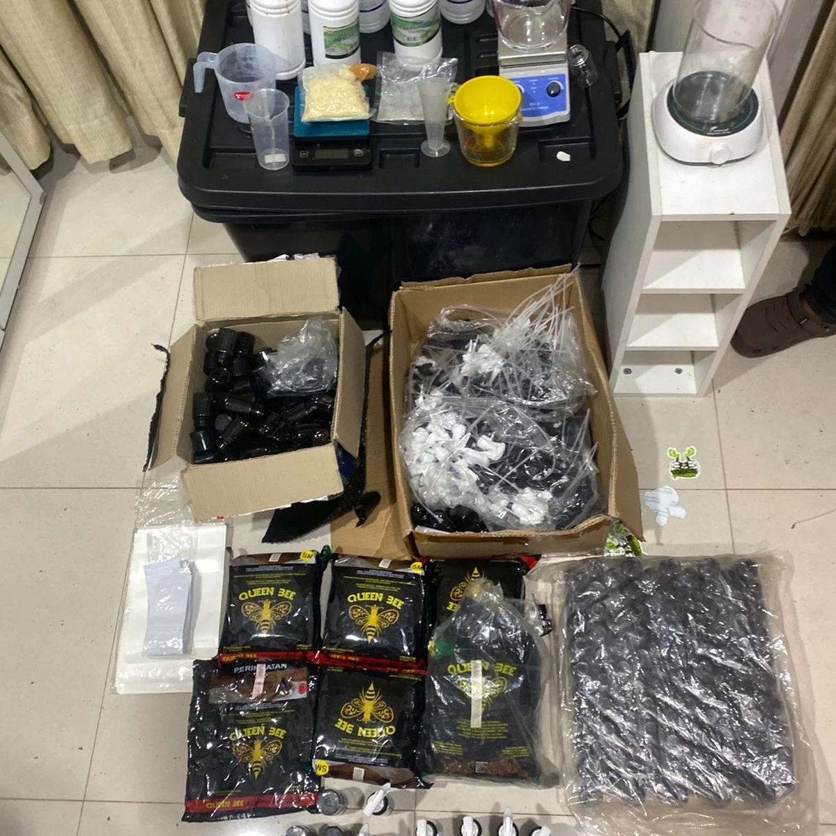 Barang Bukti Laboratorium Narkotika di Jakpus