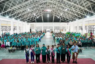 Ketua Umum Tim Penggerak Pemberdayaan dan Kesejahteraan Keluarga (TP PKK) Tri Tito Karnavian Kunjungi Pelajar (Istimewa)