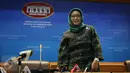 Menlu Retno Marsudi saat memberikan keterangan pers di Kemenlu, Jakarta, Jumat (3/2). Pertemuan Raja Salman dengan tokoh lintas agama dinilai sebagai satu kesejukan dan menunjukkan kearifan Raja Salman. (Liputan6.com/Angga Yuniar)