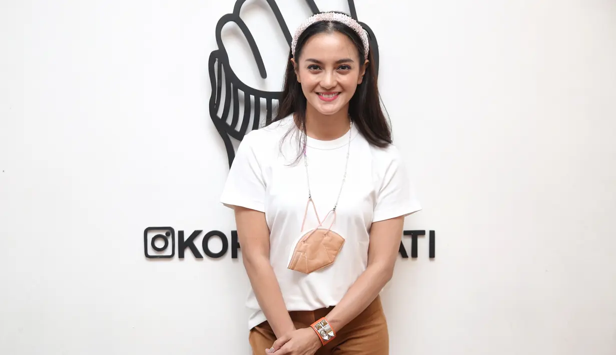 Ririn Ekawati saat ditemui dikawasan Kemang. adrian.putra/fimela