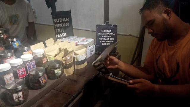 Kedai Teh Lokalti Tawarkan Sensasi Teh Nusantara
