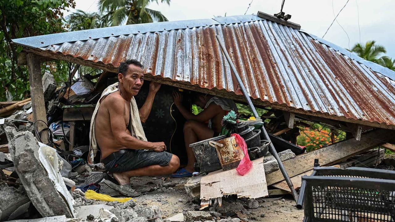 FOTO: Dua Gempa Dahsyat Guncang Filipina Selatan, Delapan Tewas