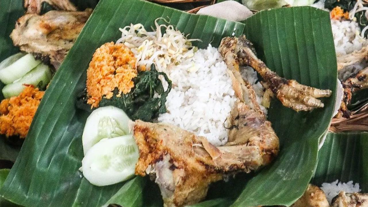 Ayam Lodho Trenggalek