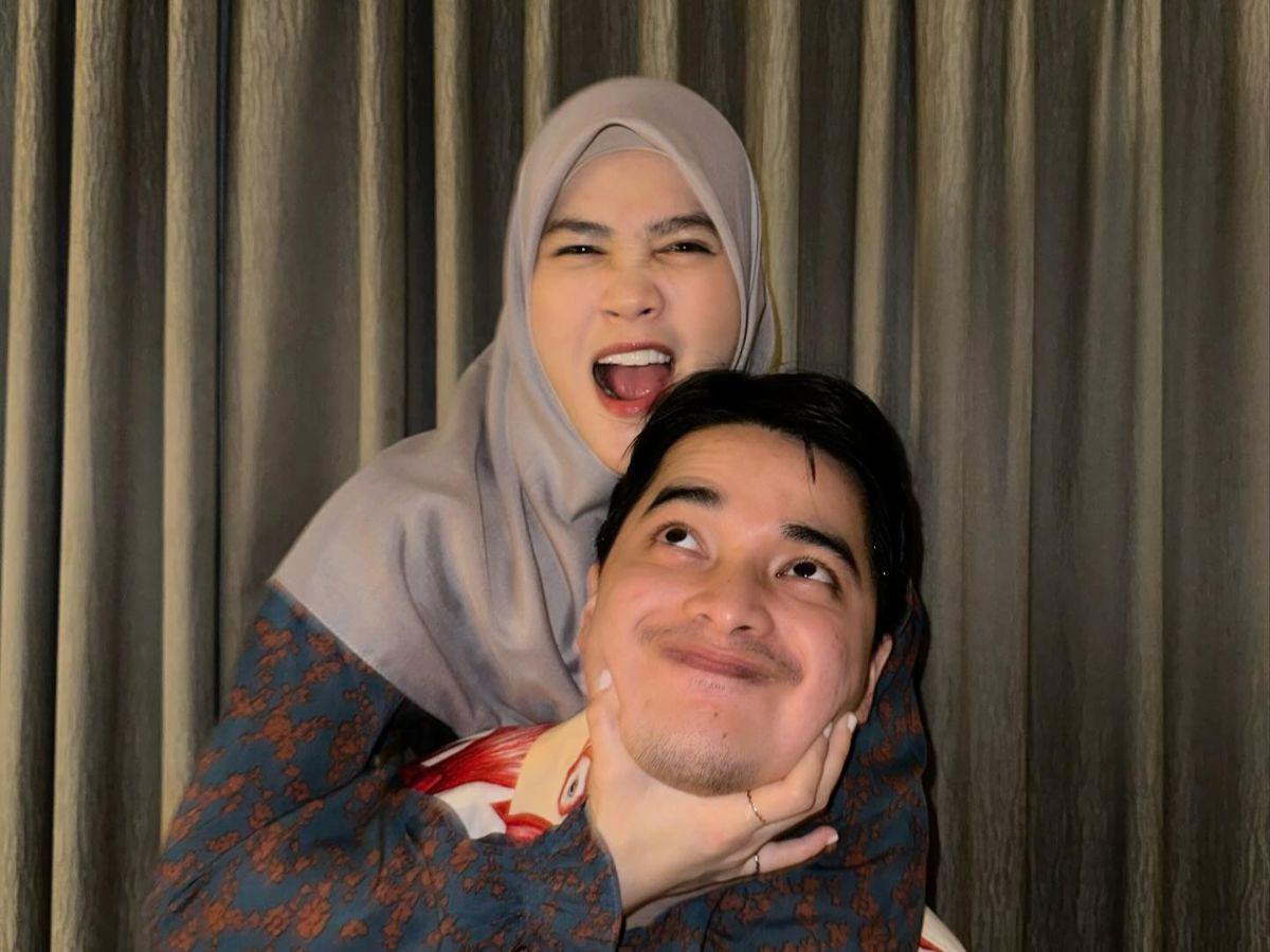 Tak sedikit yang mendoakan Henny Rahman hamil lagi.<br>
