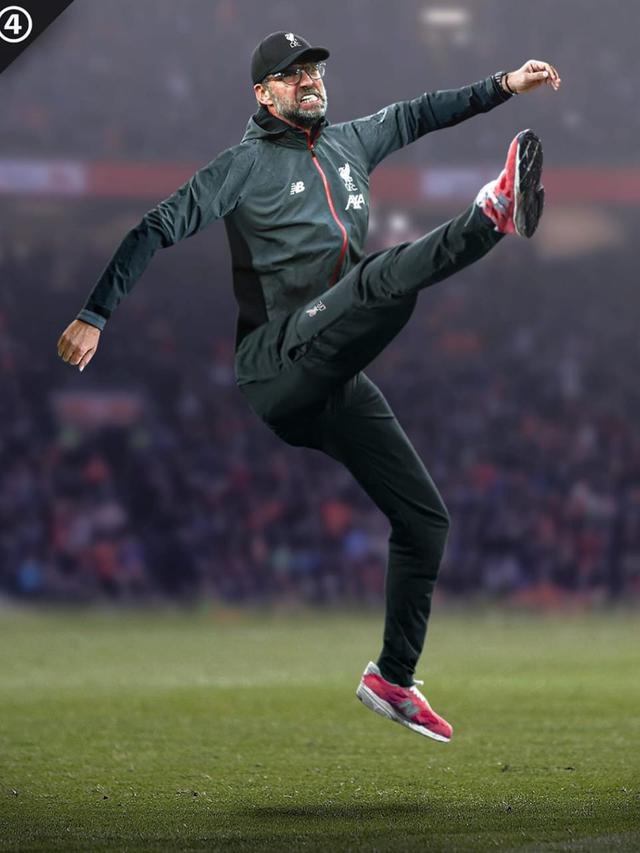 Foto Editan Pelatih Tirukan Selebrasi Pemain