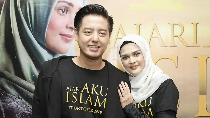 [Fimela] Cut Meyriska dan Roger Danuarta