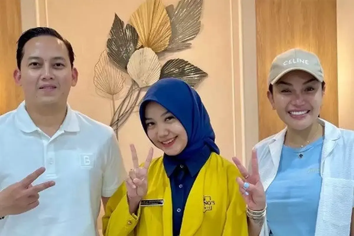 Bak Remaja Sedang Kasmaran, Intip Potret Mesranya Nikita Mirzani dengan Ajudan Prabowo Subianto