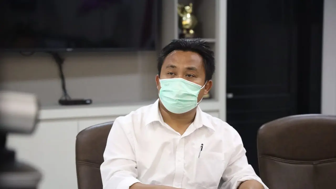 Stafsus Menaker, Caswiyono Rusydie Cakrawangsa.