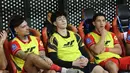 Kiper Persija Jakarta, Cyrus Margono, berada di bench pemain saat laga melawan Dewa United pada pertandingan tunda pekan ke-25 BRI Super League 2025/2026 di Jakarta International Stadium (JIS), Minggu (15/03/2026). (Bola.com/M Iqbal Ichsan)
