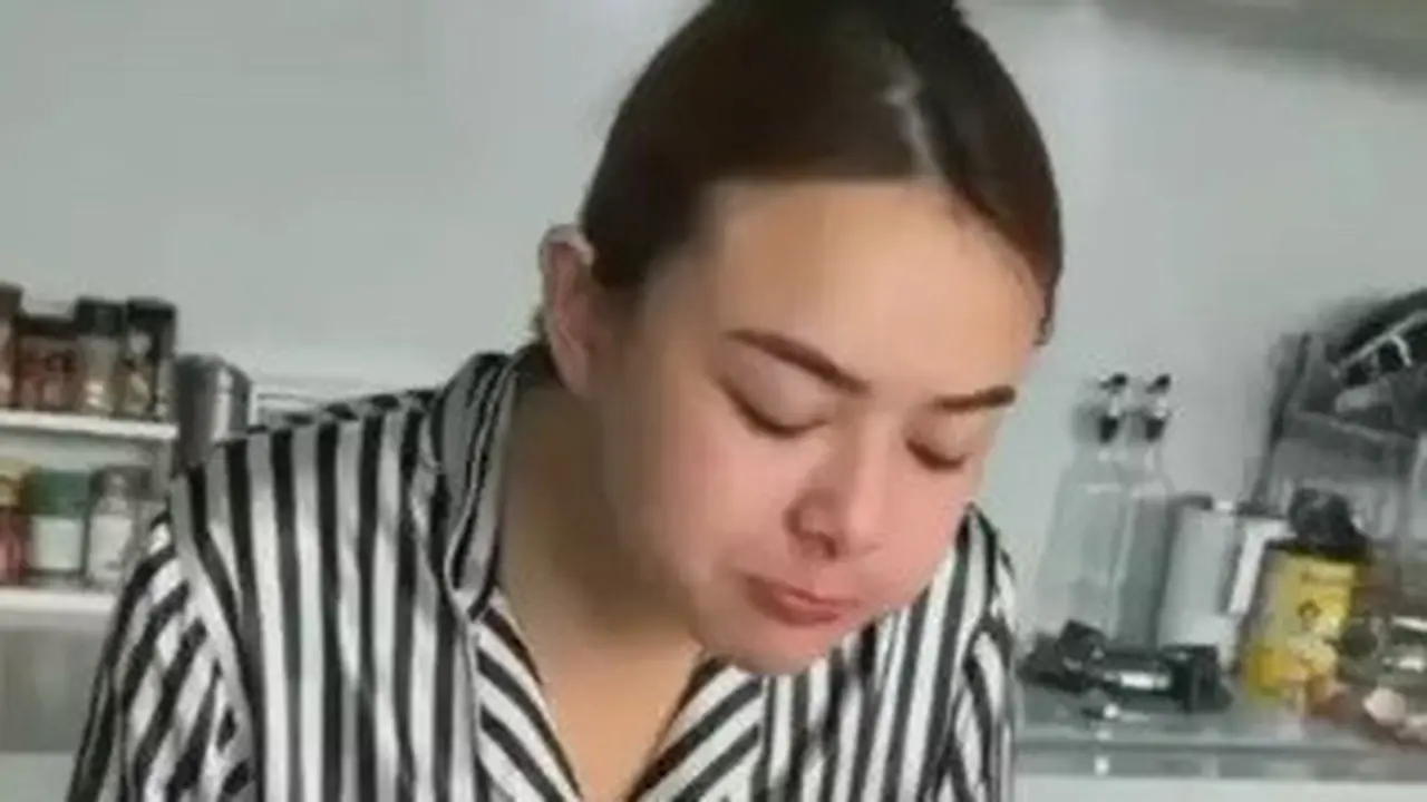 Potret Dapur Rumah Amanda Manopo, Beraksen Minimalis Dipenuhi Nuansa Putih