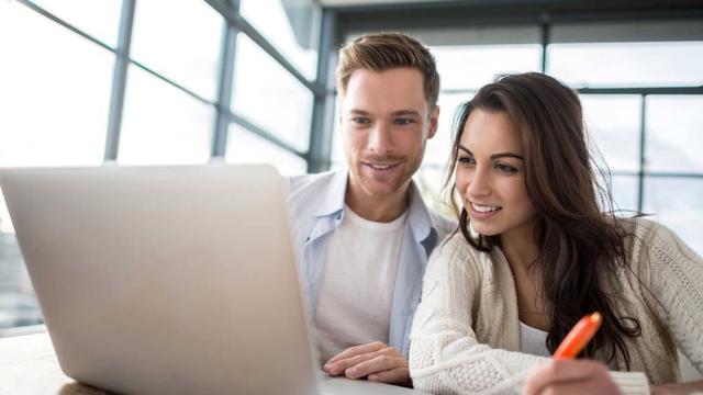 Pacaran Dengan Teman Sekantor Ini Trik Biar Tetap Profesional Bisnis Liputan6 Com